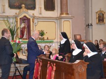 Dziękczynienie za 100 lat posługi Sióstr Franciszkanek Rodziny Maryi w Mikstacie