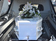 Organizacja ostatniego pożegnania – jakie dokumenty są niezbędne?